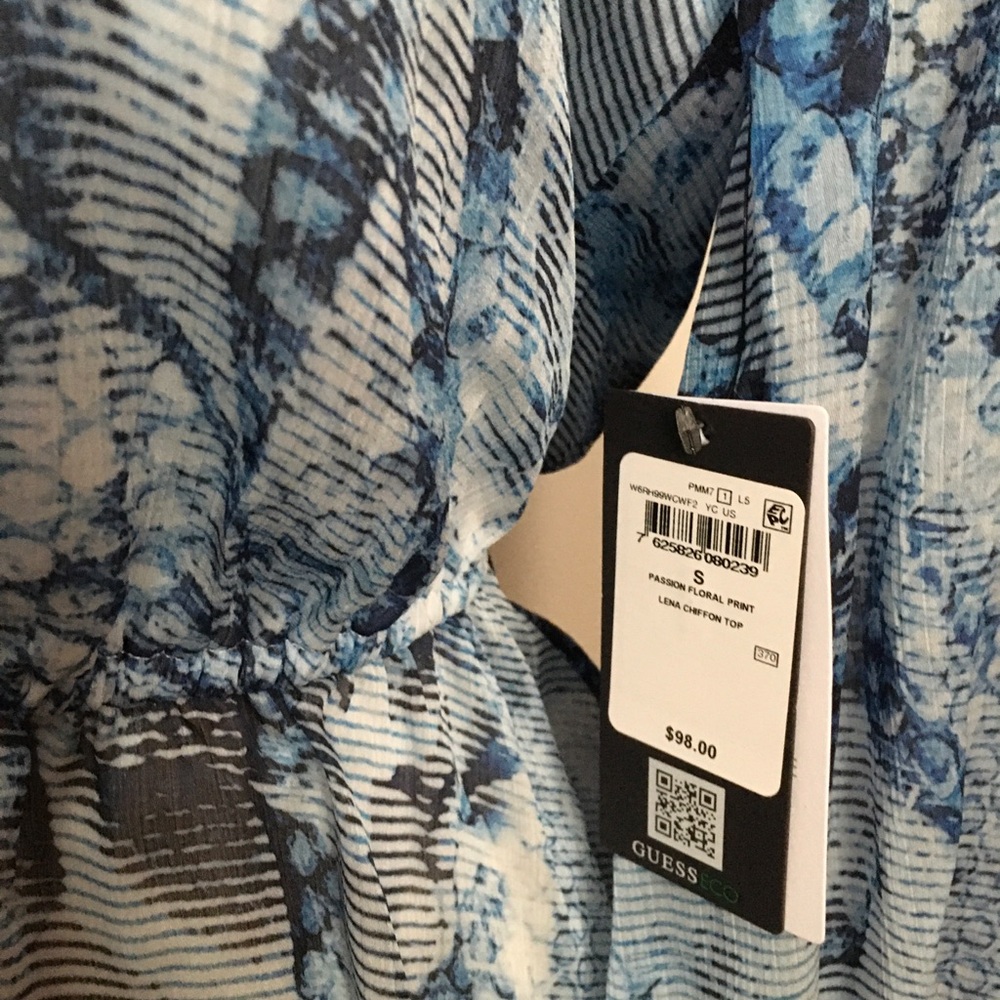 Guess Blue Printed V-Neck Long-Sleeve Peplum Top - Picture 2 of 2
